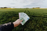 Slovenskí poľnohospodári bijú na poplach: Masívny dovoz z Ukrajiny ohrozuje ceny aj pracovné miesta