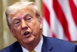 Čas na jednání vypršel. Trumpova administrativa začala rozesílat státům dopisy se sazbami cel