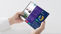 Tecno ukázalo trojitý skládací telefon ve stejném stylu jako dnešní očekávaná ukázka od Samsungu