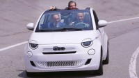 Fiat 500 so spaľovacím motorom príde na trh už v tomto roku. Aj s manuálom