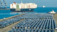 Analýza: Zo 129 čínskych značiek elektromobilov ich do roku 2030 prežije len 15