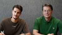 Pri sťahovaní sme zabudli na zaprášený znak Tatrana. Posmievať sa DAC alebo nadávať na Slovan je typicky slovenské. Pritom belasí zarobili všetkým