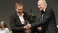 Křišťálový glóbus v Karlových Varech získal snímek Raději zešílet v divočině