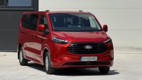 Test: Ford Transit Custom PHEV. Je komfortný, praktický a úsporný, pár chýb ale má
