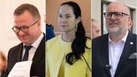 Štátnych tajomníkov pribúda ako húb po daždi, Ficova vláda ich má rekordne veľa. Majú platy, autá aj sekretariáty