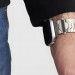 Jak nosit Apple Watch a Rolexky na jednom zápěstí. Speciální řemínek je spojí v jeden celek