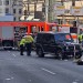 V centru Stuttgartu najelo auto do skupiny lidí, na místě jsou těžce zranění