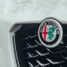 Někdo si nechal předělat svou Hondu na Alfu Romeo. Teď má spolehlivé auto, které nevypadá jako z jiné planety