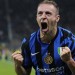 Strhující zápas zvládl lépe Inter. Po výhře 4:3 nad Barcelonou je ve finále LM