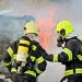 Hasiči bojujú s plameňmi v Moldave nad Bodvou: Horí rodinný dom, ohrozené sú aj susedné