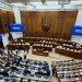 Rozprava k novele ústavy sa skončila po polnoci. Hlasovanie bude v utorok o 17.00 h