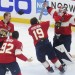 Nosek převzal Stanley Cup mezi prvními. Nepopsatelný pocit, řekl útočník Floridy