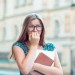 Kuriózna kontrola vyvolala kritiku! Univerzita zisťuje, či študentky majú podprsenky