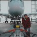 Roztomilý virál pro kutily: 12V akušroubovák z Lidlu utáhnul třistatunový Airbus A380