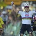 Pogačar na Tour oslavil 100. vítězství kariéry, Van der Poel uhájil žlutý dres