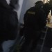 Žena přijela do Prahy za prací. Čtveřice mladíků ji opila a postupně znásilnila