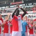 Diouf je na odchodu do Anglie. Slavia přijala rekordní nabídku od West Hamu