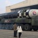 Severní Korea znovu testovala rakety. Krátce před návštěvou Trumpa na jihu
