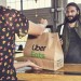 Do Česka se po letech vrátí rozvoz jídla Uber Eats. Wolt a Foodora dostanou konkurenci