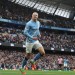 Suverénny Manchester City zostal v hre o titul. Liverpool urobil krok k Lige majstrov