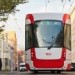 Nerezová mycí linka. Brněnské tramvaje dostanou potřebnou péči, o kola se postará nový soustruh