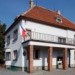 Neoprávněné nakládání s obecními penězi. Starostka Dobříkova dostala pokutu 150 tisíc korun