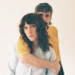 VIDEO: Jako v pohádce. Widowspeak v "Soft Cover" baví kýčovitostí