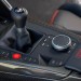 Odlehčené manuální BMW M3 je okamžitě vyprodané a lidé ochotně platí až půlmilionové přirážky, tolik k údajnému nezájmu