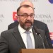 Koaličný spor brzdí voľby zo zahraničia: Hlasovanie sa môže presunúť, rozhodnú rokovania SNS a Strany vidieka