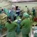 Siamské dvojčatá absolvovali prvú operáciu, dievčatká náročný zákrok zvládli bez komplikácií