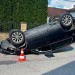 Nehoda ako z filmu: Po náraze do stĺpa ušiel, polícia ho však rýchlo vypátrala