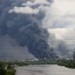 ONLINE: Dronový útok způsobil požár v energetickém podniku v ruském Volgogradu