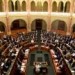 Maďarský parlament zrušil Orbánova ustanovení proti LGBT+. Nejde ale o obnovu práv komunity