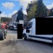 Kurýr při couvání srazil dodávkou muže, ten nehodu nepřežil