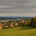 Hlavně v Čechách hodně oblačnosti a lokálně slabý déšť